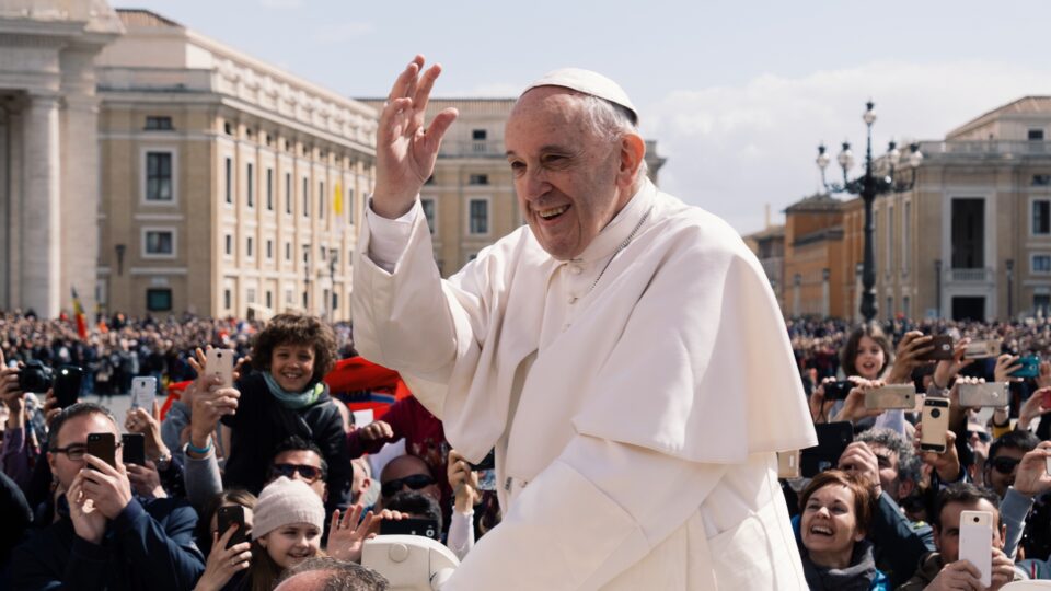 Pope Francis greets crowd in Rome